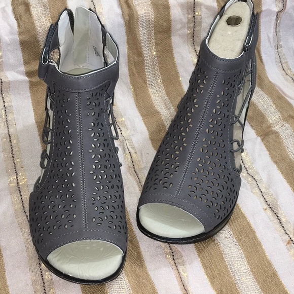 Jambu Shoes - JBU By Jambu Nelly Wedge Sandal, Gray, (7M)